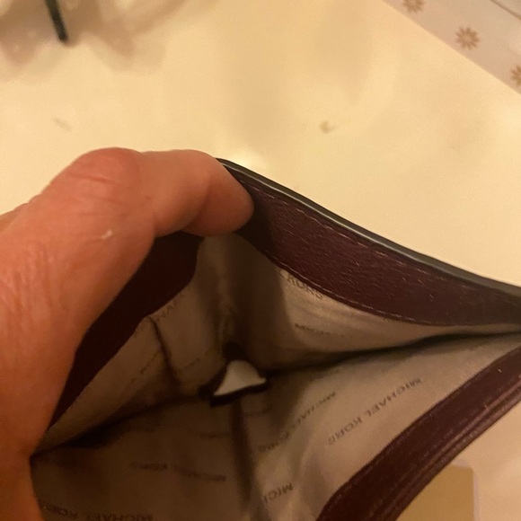 Nwt MICHAEL KORS BURGUNDY WALLET.  SEE OTHEF LISTING FOR MATCHING BAG. - Picture 5 of 7